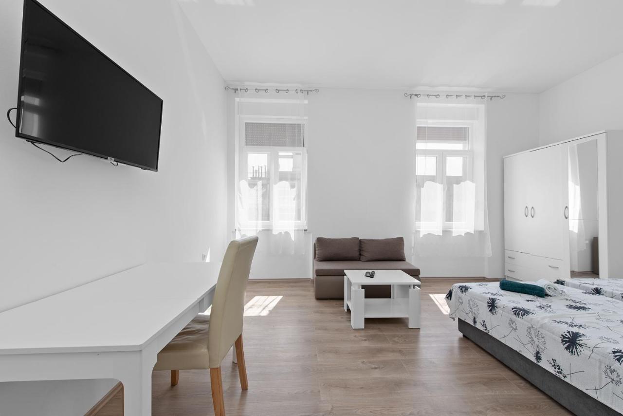 Mima Apartments Rijeka Eksteriør billede