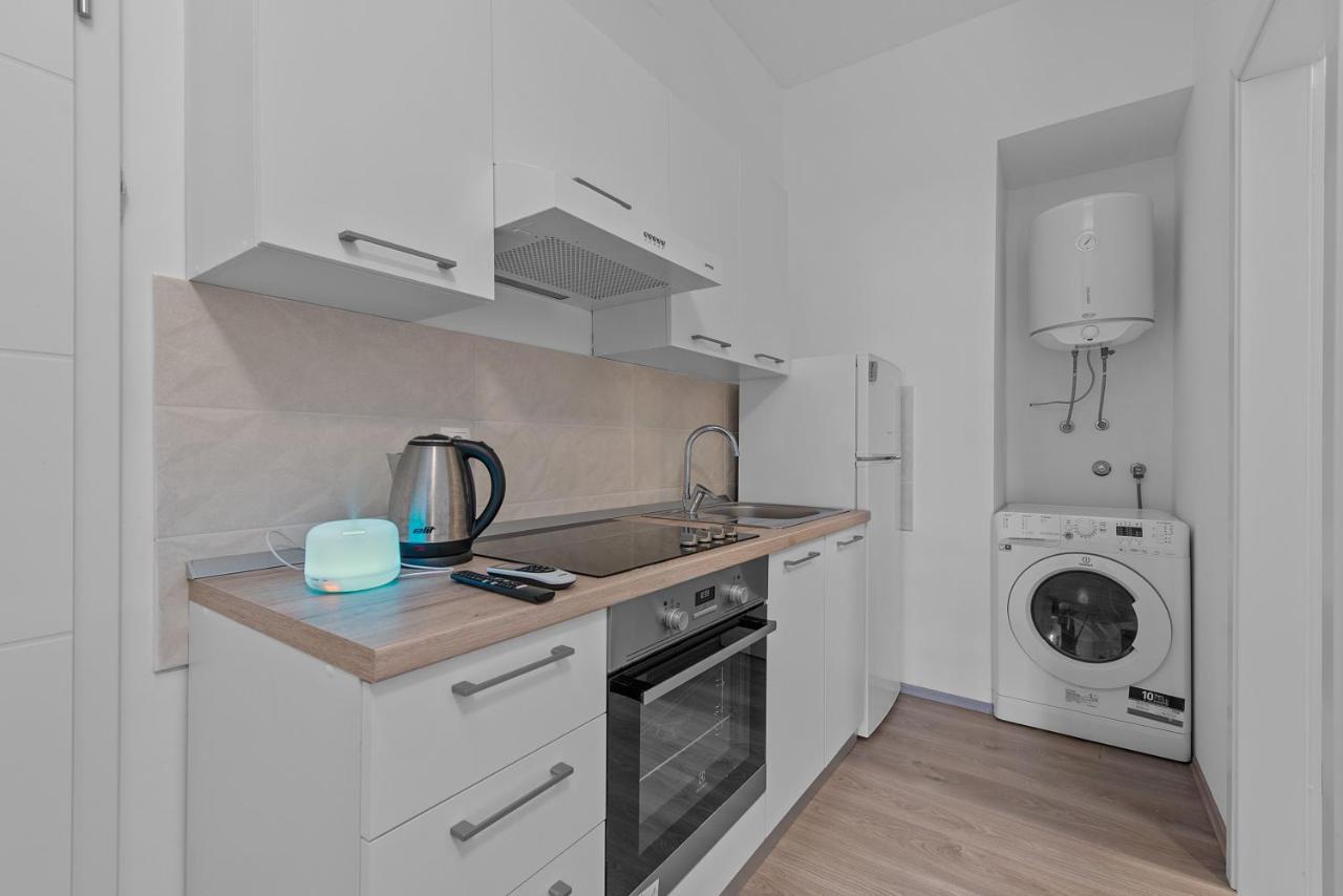 Mima Apartments Rijeka Eksteriør billede